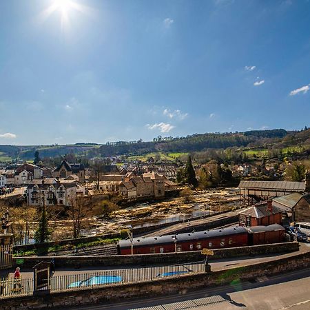 Riversdale House Bed & Breakfast Лланголлен Экстерьер фото