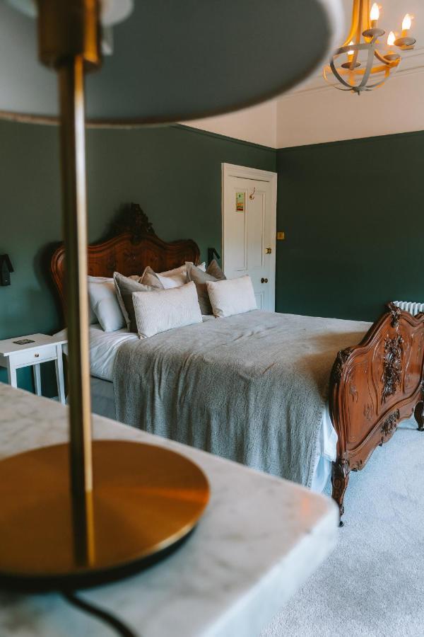 Riversdale House Bed & Breakfast Лланголлен Экстерьер фото