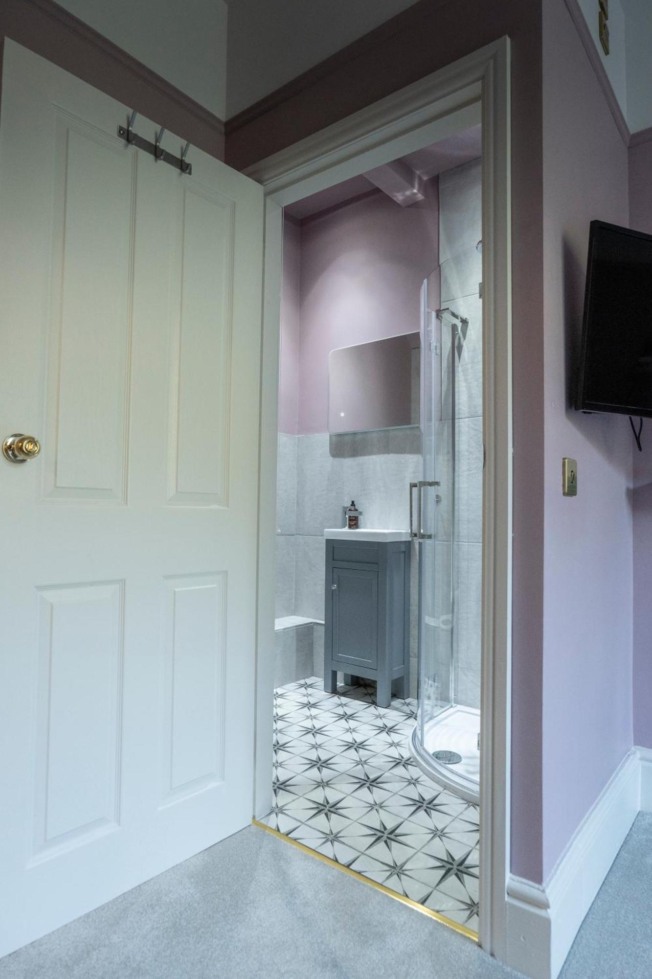 Riversdale House Bed & Breakfast Лланголлен Экстерьер фото