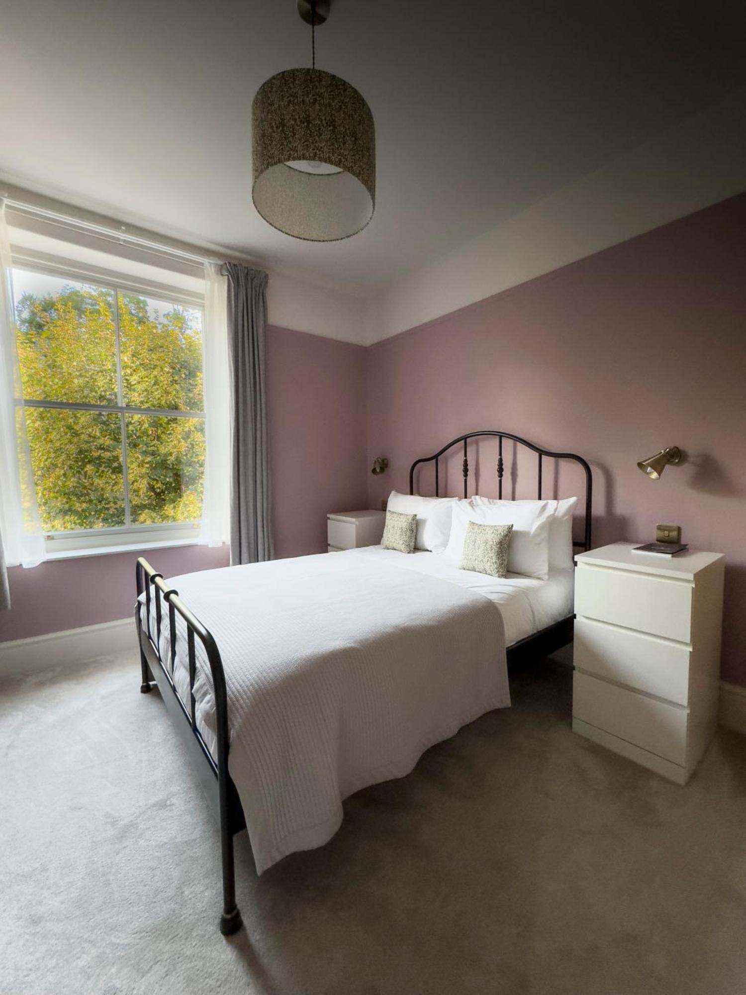 Riversdale House Bed & Breakfast Лланголлен Экстерьер фото
