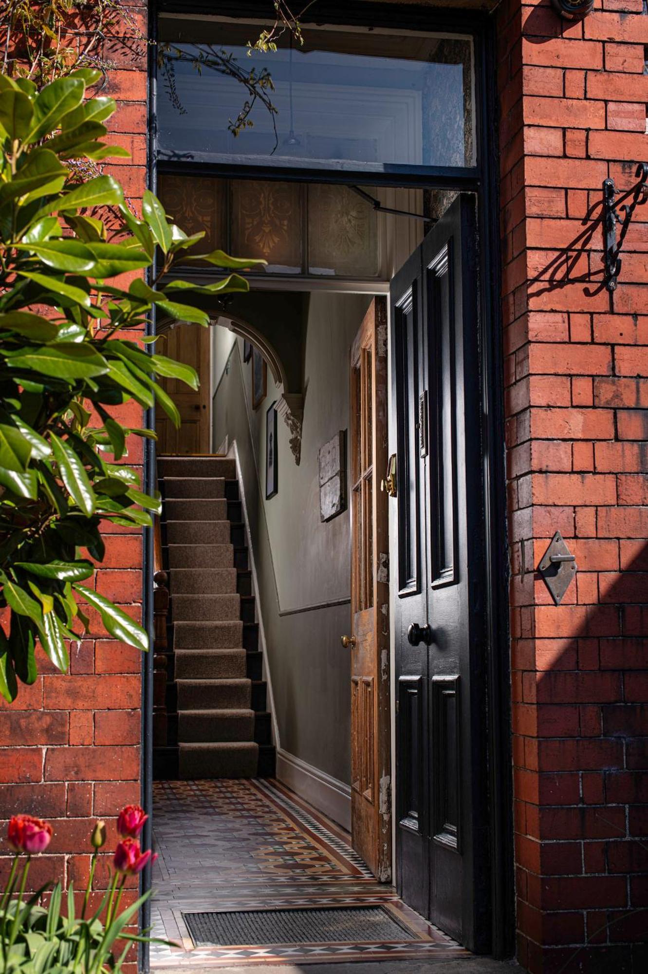 Riversdale House Bed & Breakfast Лланголлен Экстерьер фото